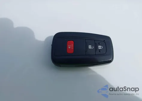 2020 Toyota Rav4 Xle из США, поврежденный, VIN 2T3W1RFV1LC055105